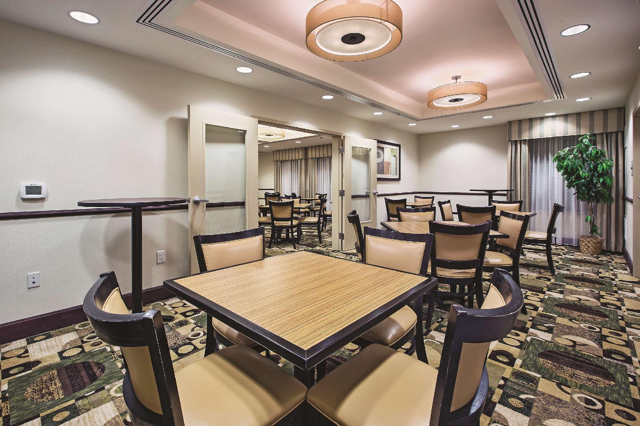 La Quinta By Wyndham Lancaster Hotel Smoketown  Buitenkant foto