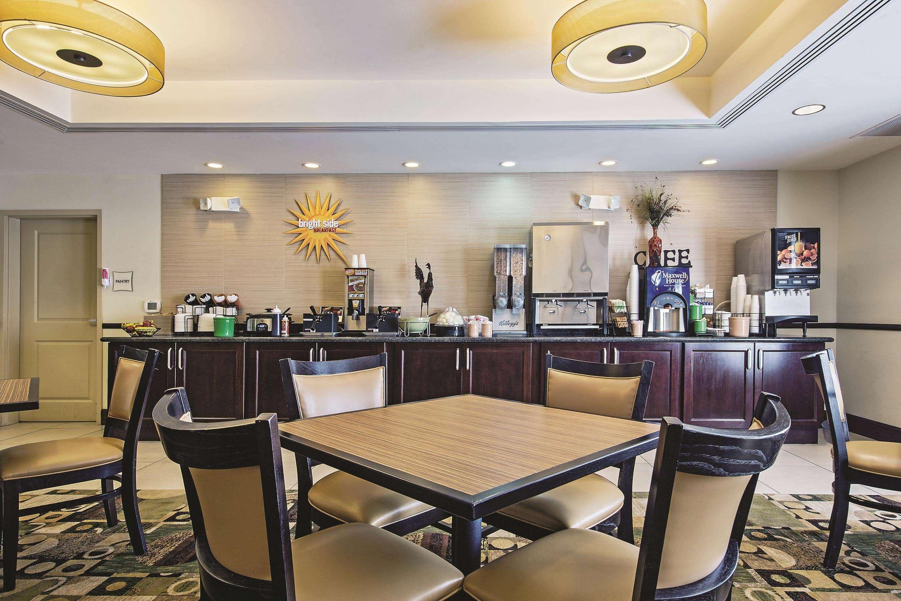 La Quinta By Wyndham Lancaster Hotel Smoketown  Buitenkant foto